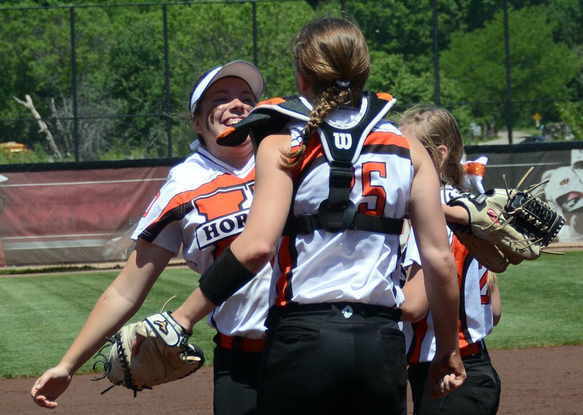 Amber Jacobson and Payton Marvin
